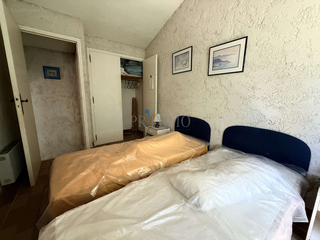 Maison à LES ISSAMBRES