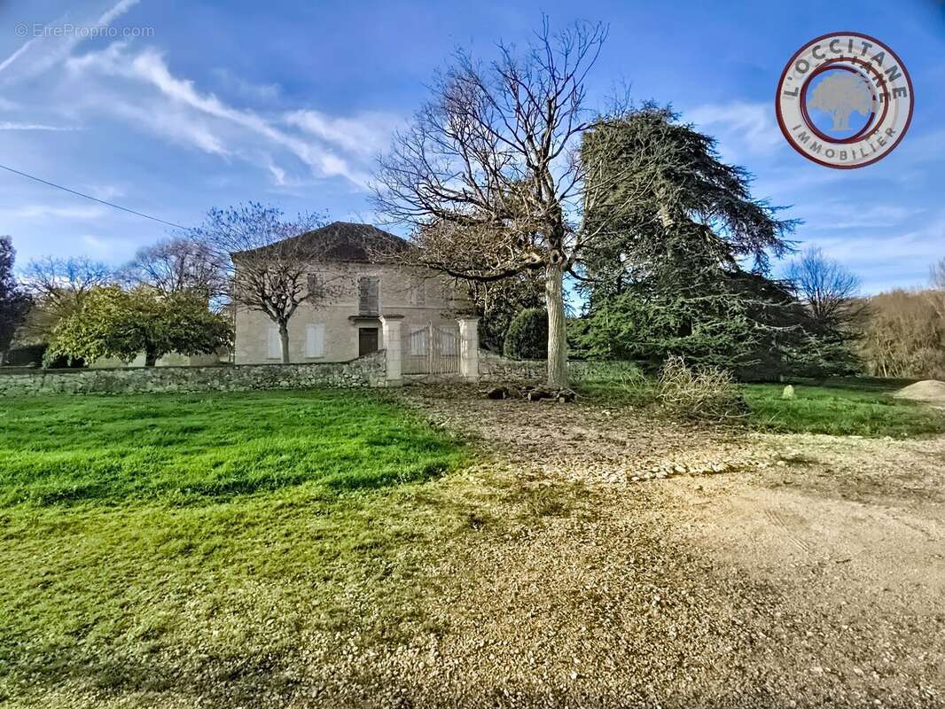 Maison à MAUVEZIN