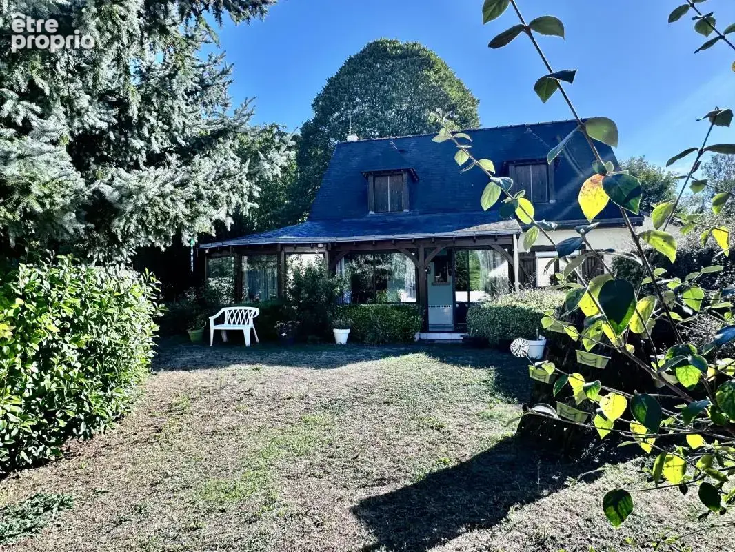 Maison à DISTRE