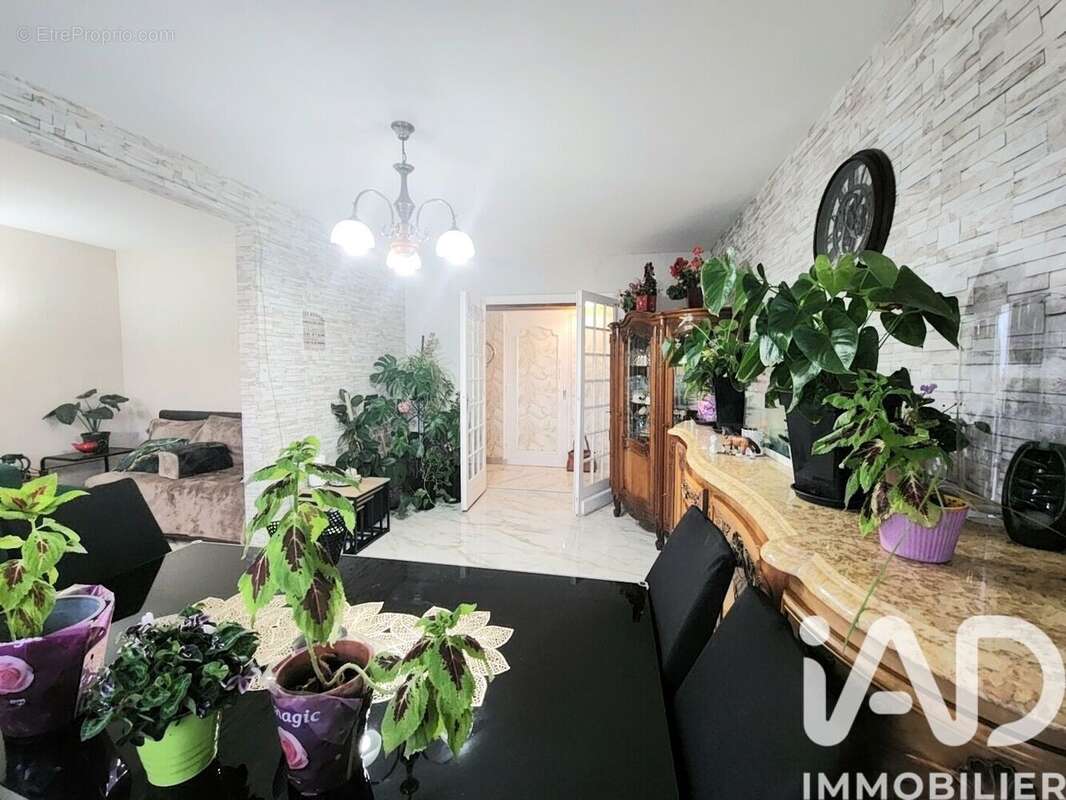 Photo 5 - Appartement à SAINT-ETIENNE