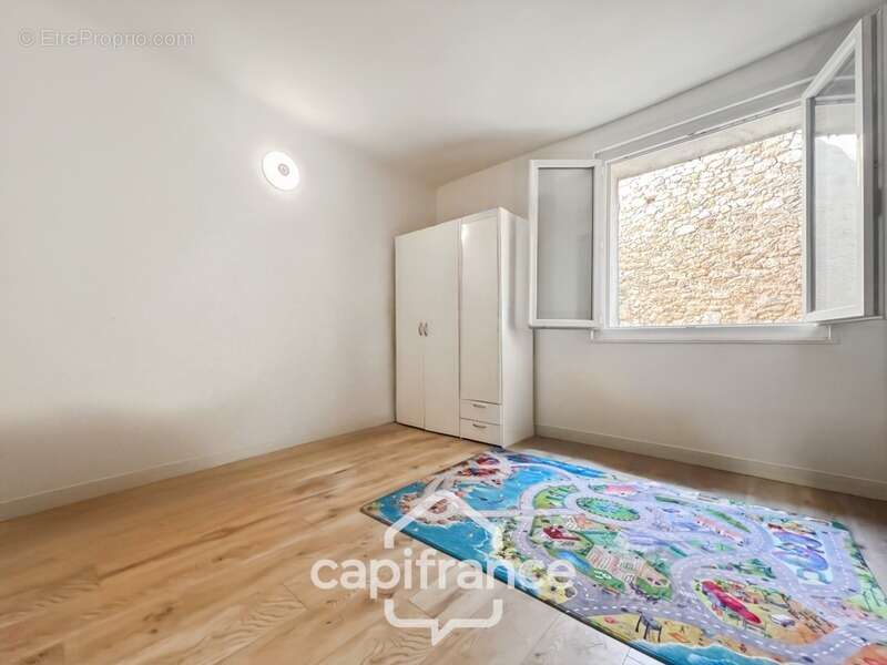 Maison à SAINT-CANNAT