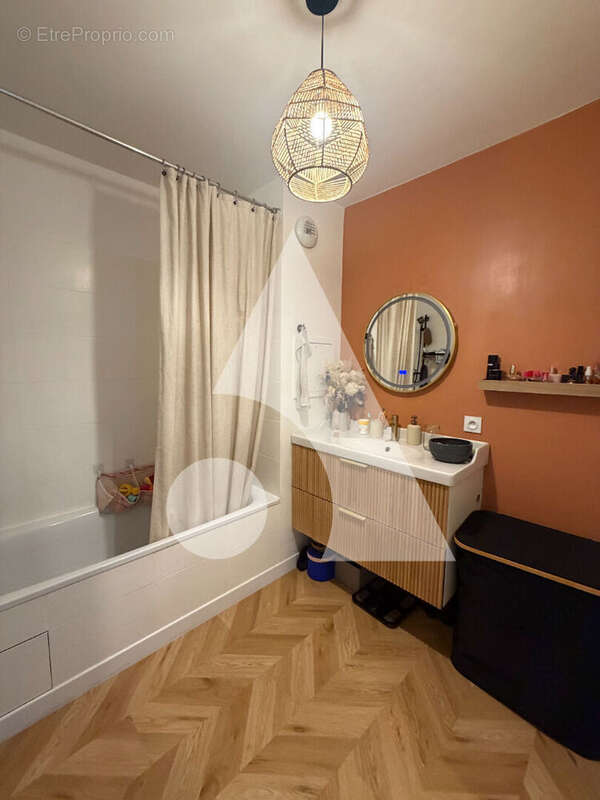 Appartement à SAINT-GRATIEN