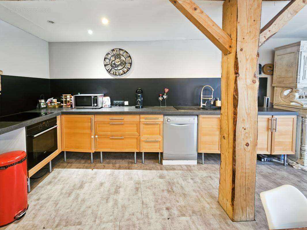 Agreable maison de caractere +terrasse + garage - photo 20