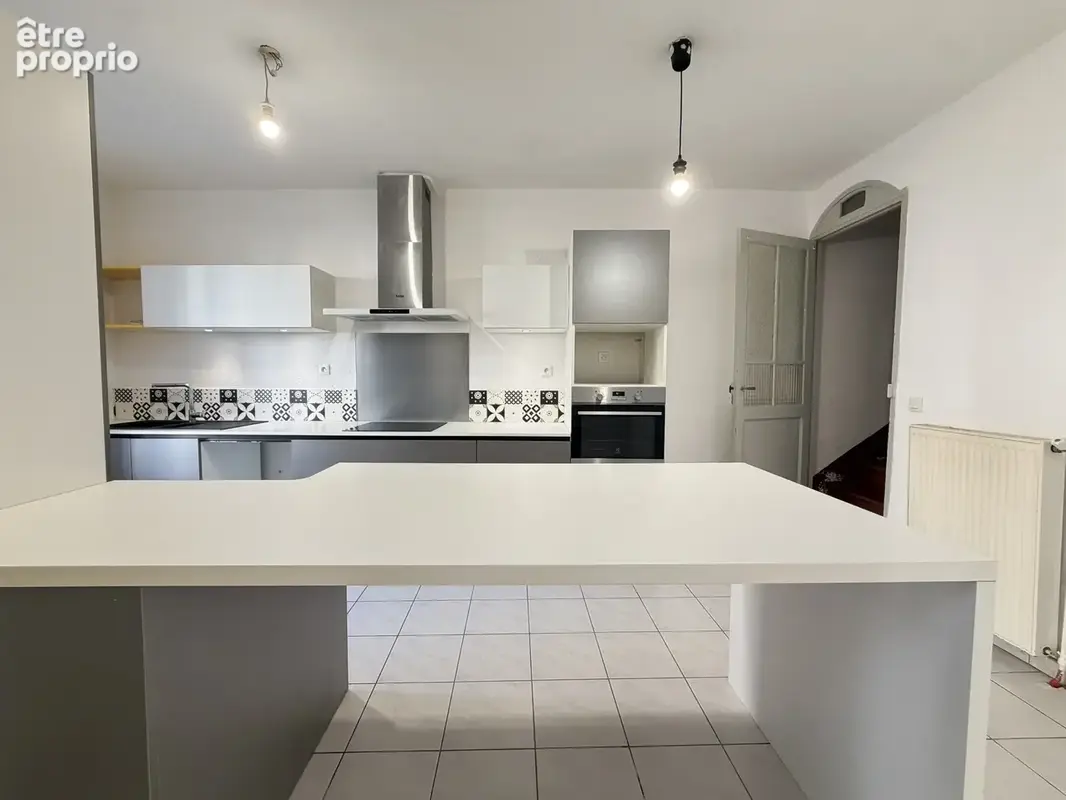 Maison de village en pierre avec 4 chambres - photo 5