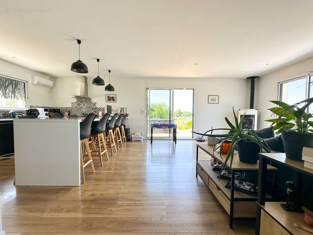 Maison à PONT-L'ABBE-D'ARNOULT