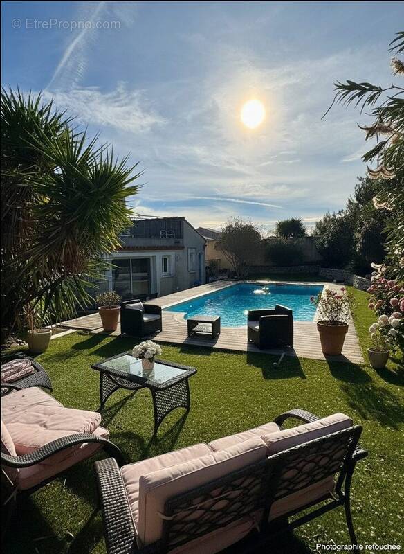 Maison à COURNONSEC