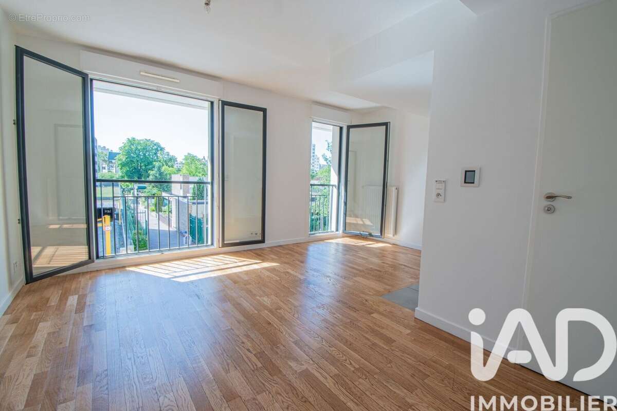 Photo 2 - Appartement à MONTROUGE