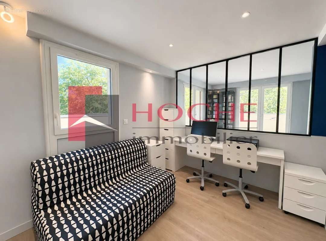 4 P + C  Duplex Penthouse - Garage - 106 m² - photo 10