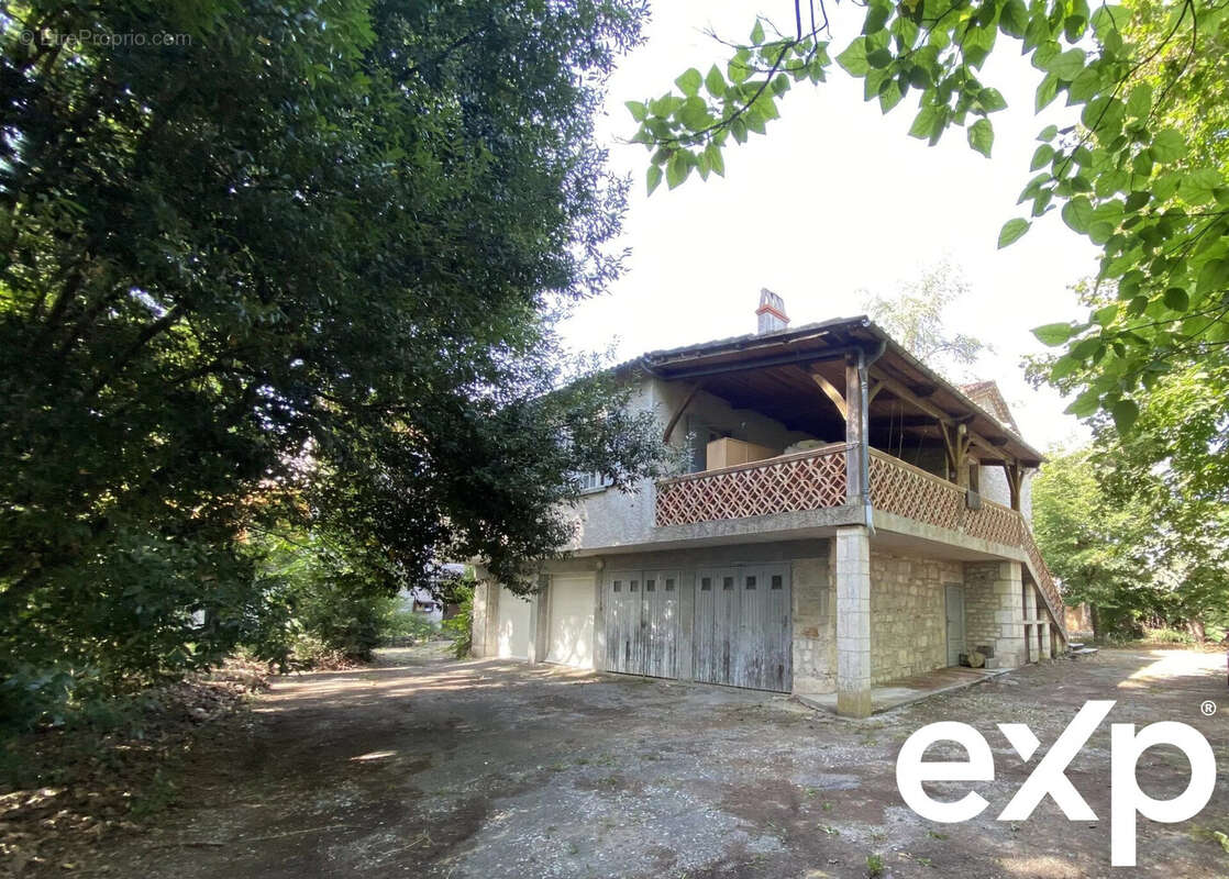 Maison à BAGAT-EN-QUERCY