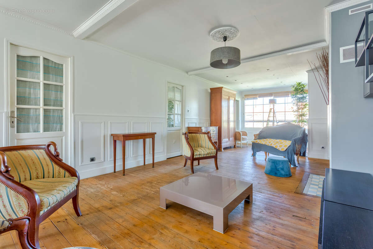 Appartement à BORDEAUX