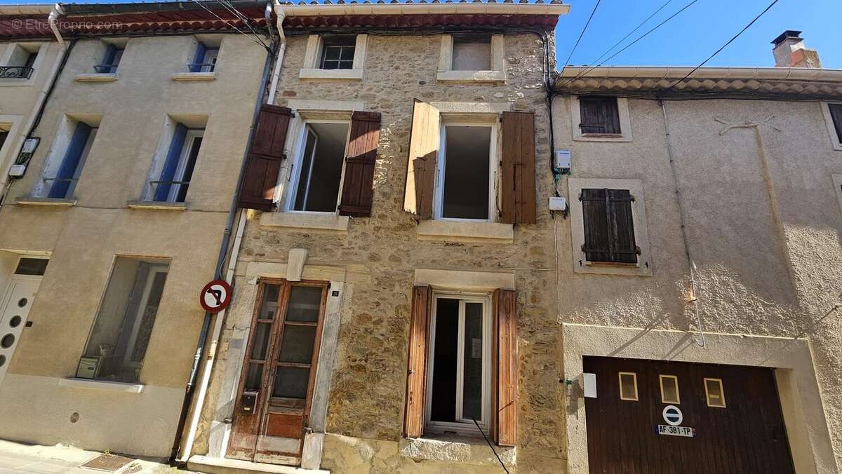 Maison à MOUSSAN