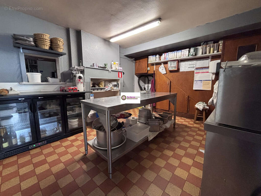 Autre à LE MELE-SUR-SARTHE