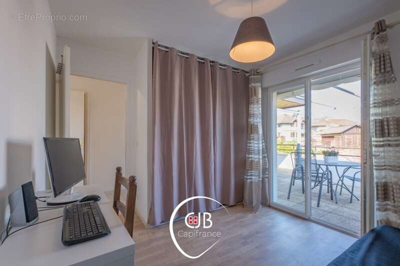 La Roche Sur Foron (74800): Appartement 3 pièces, 1 balcon, 2 terrasses et garage - photo 19