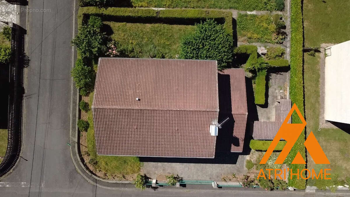 Maison 120 m² à Ytrac  - photo 2