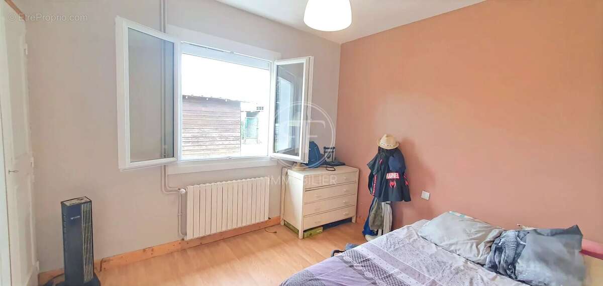 Maison à VILLEFRANCHE-DE-LONCHAT