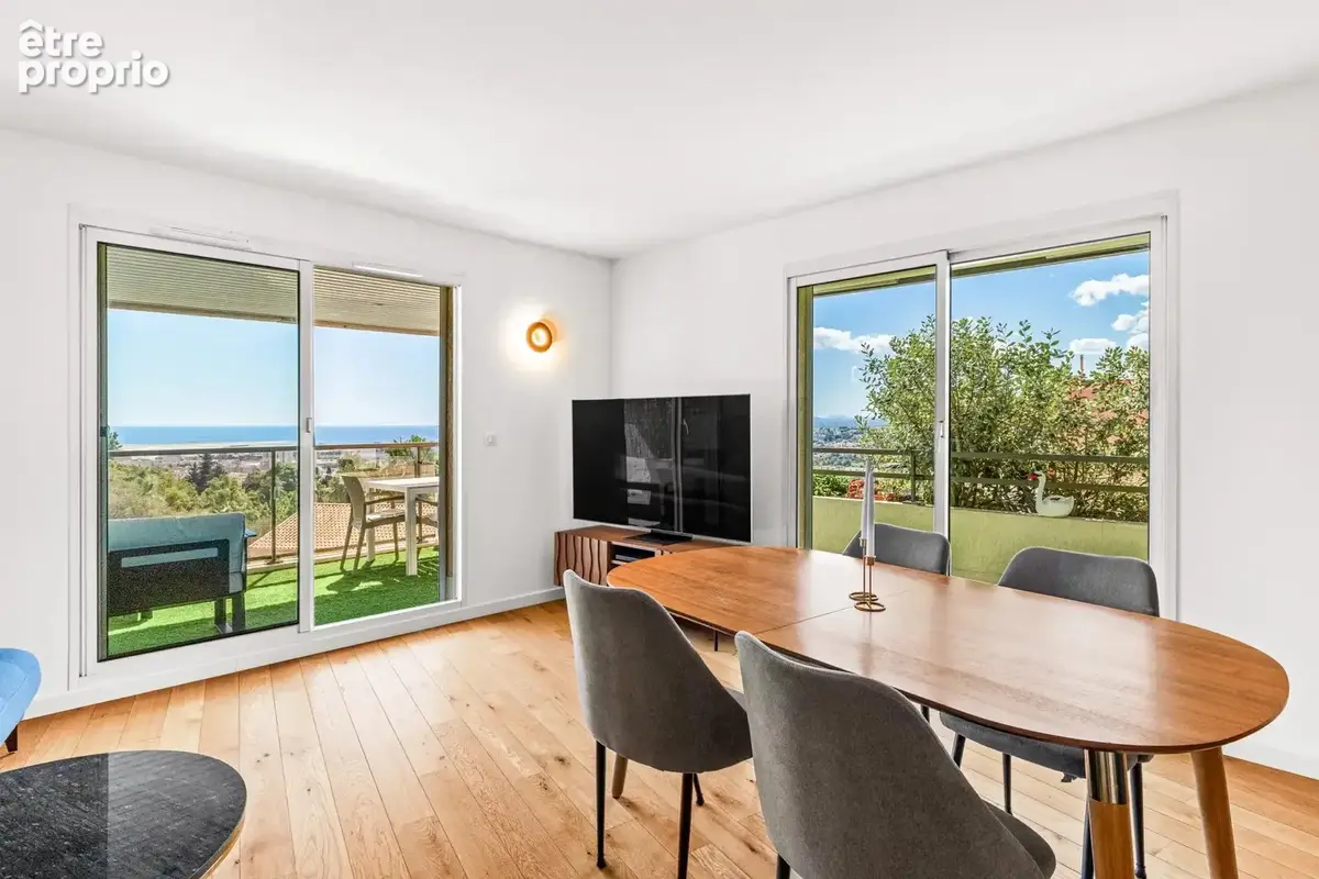 Nice Corniche Fleurie 3 pièces d’angle de 81 m², terrasse 41 m² et vue mer panoramique - photo 10