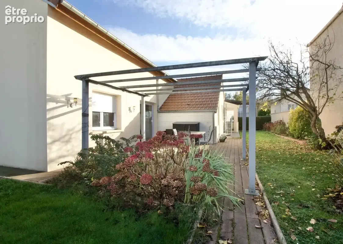 Maison 6 pièces 140 m² à vendre à La Verriere (78320) - photo 2