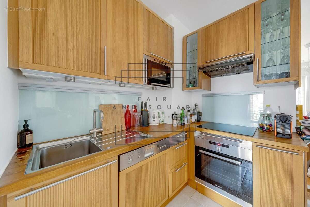Appartement à NEUILLY-SUR-SEINE