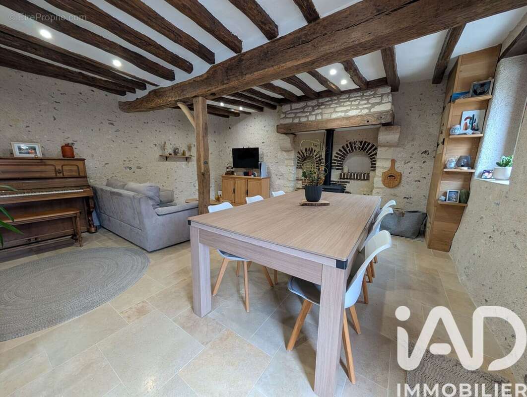 Maison 109 m² à Pezou  - photo 4