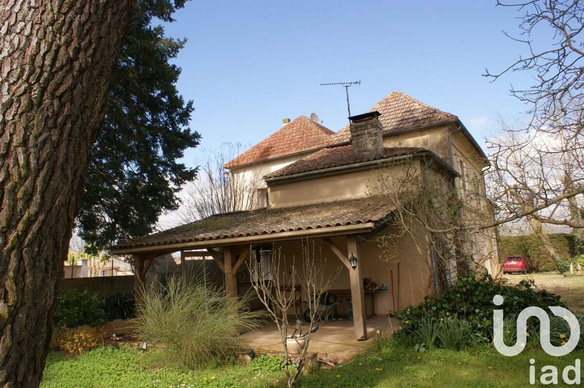 Photo 3 - Maison à MOULIETS-ET-VILLEMARTIN