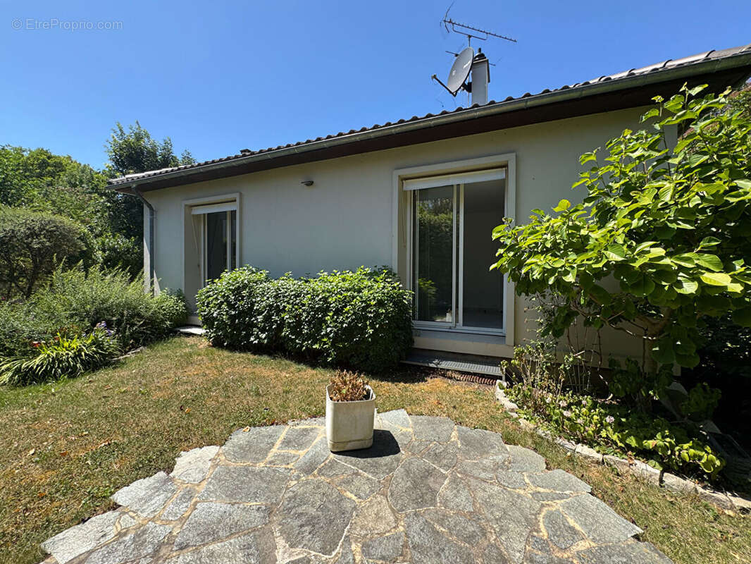 Maison à L&#039;HAY-LES-ROSES