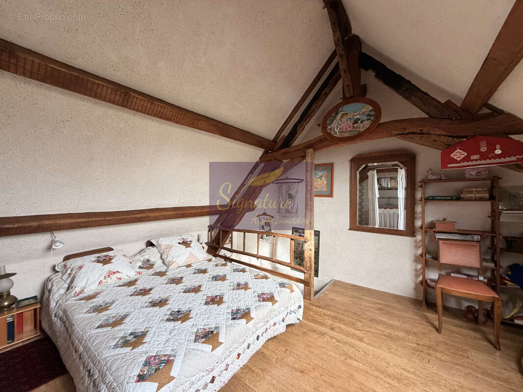Maison à SURFONDS