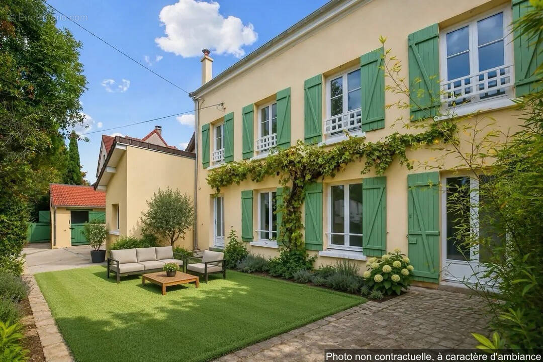 Maison à LA CELLE-SAINT-CLOUD