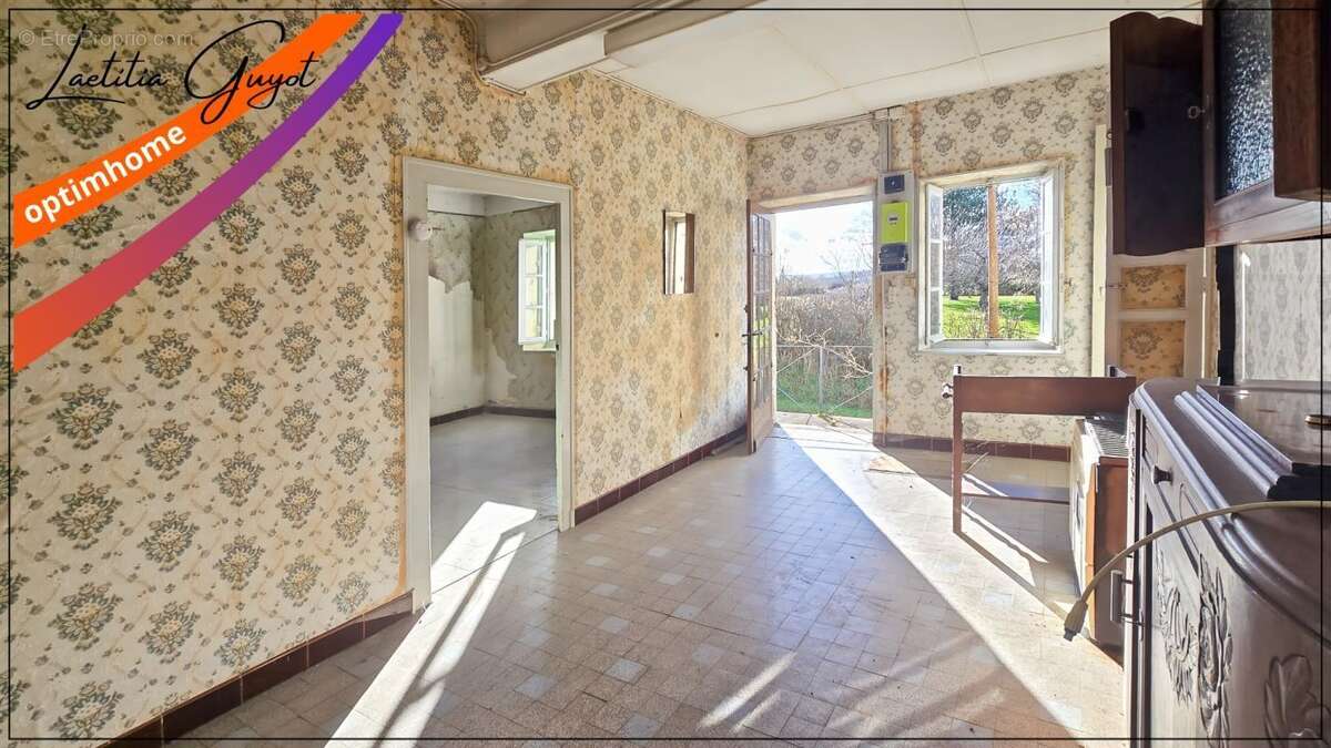 Maison à rénover avec grand terrain – Souvigny (03210) - photo 7