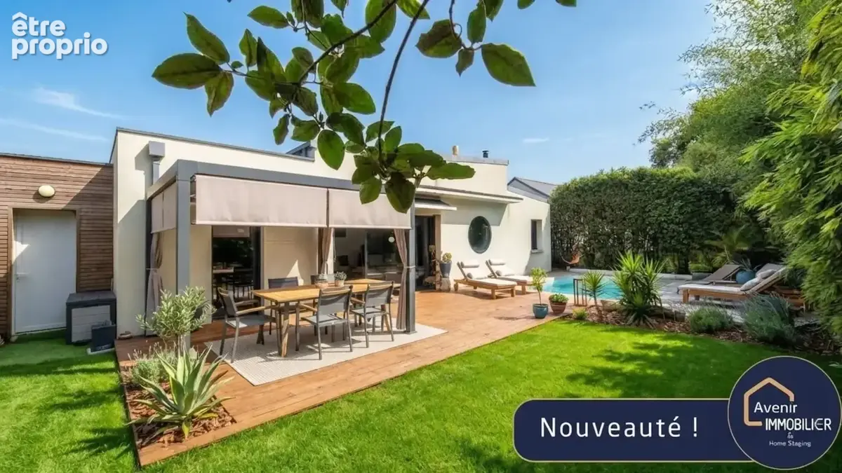 Photo Maison à Saint-Etienne-De-Montluc au prix de 459 900€