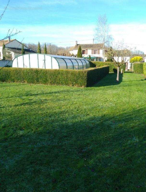 Maison à SAUZE-VAUSSAIS