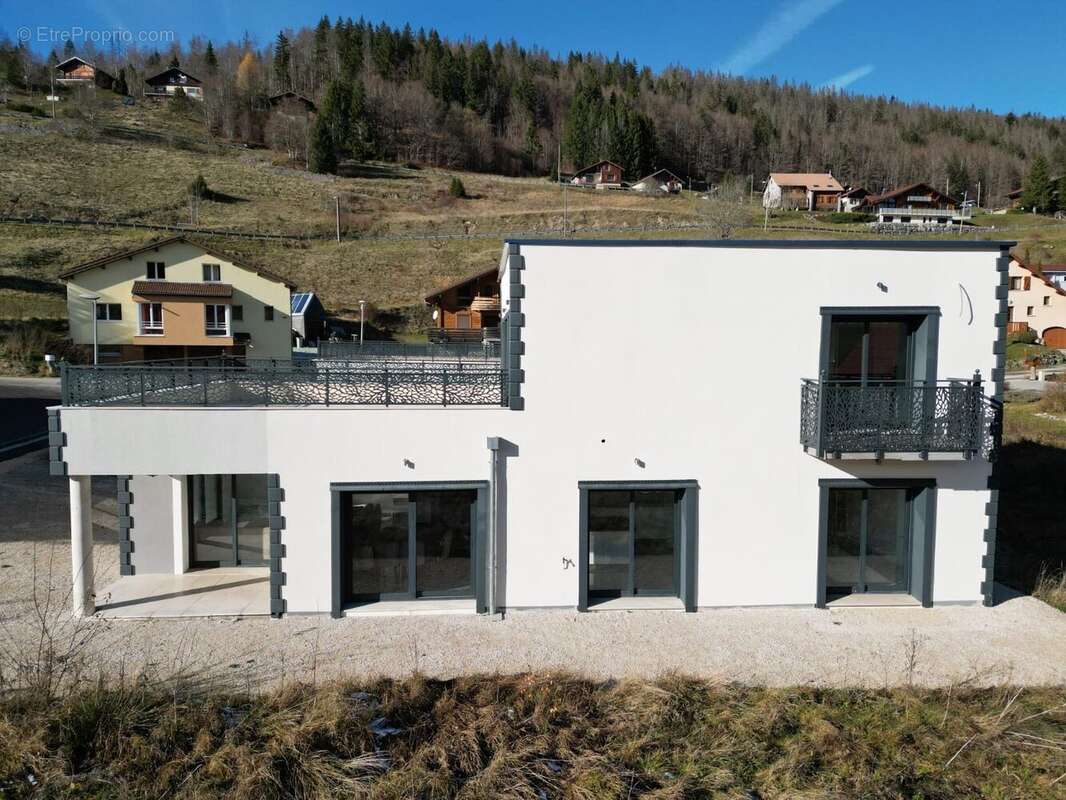 Maison à BOIS-D&#039;AMONT