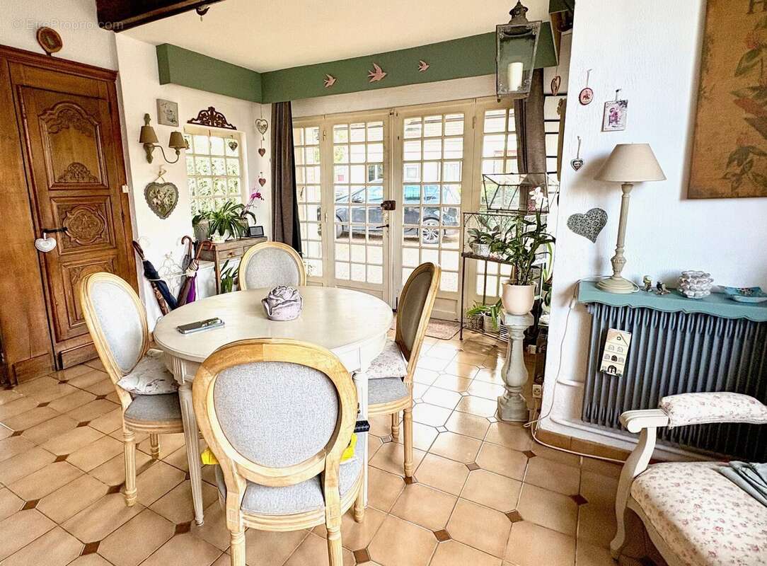 Maison 66 m² à Longpre-Les-Corps-Saints  - photo 3