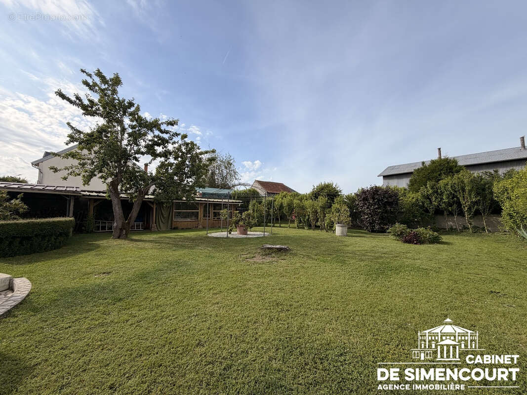 Maison Atypique - 4 chambres avec jardin - photo 3