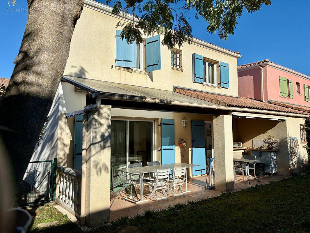 Maison à SAINT-RAPHAEL