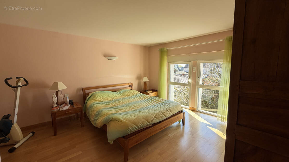 Maison à THOIRY