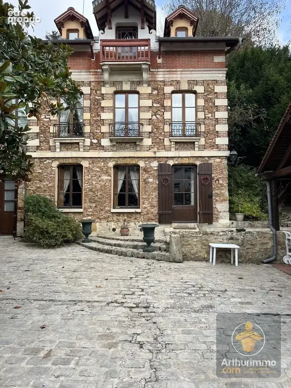Maison à YERRES