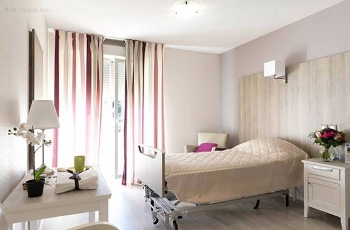 Appartement à LA BOUILLADISSE