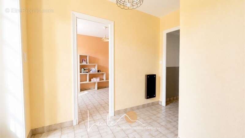 Propriété de caractère – Emplacement exceptionnel, beaux volumes et potentiel unique - photo 22