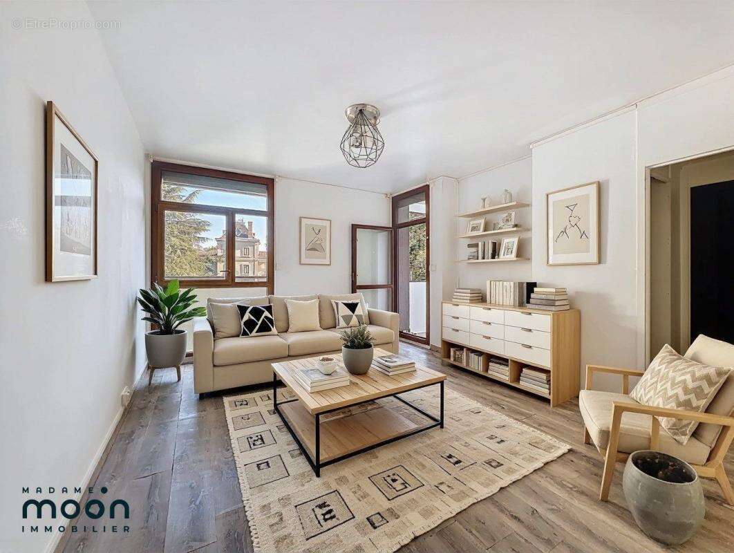 Appartement à OULLINS