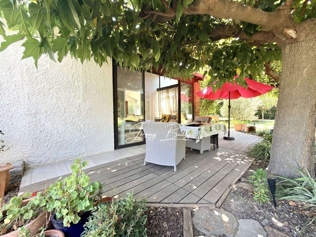 Maison 158 m² à Millas  - photo 8