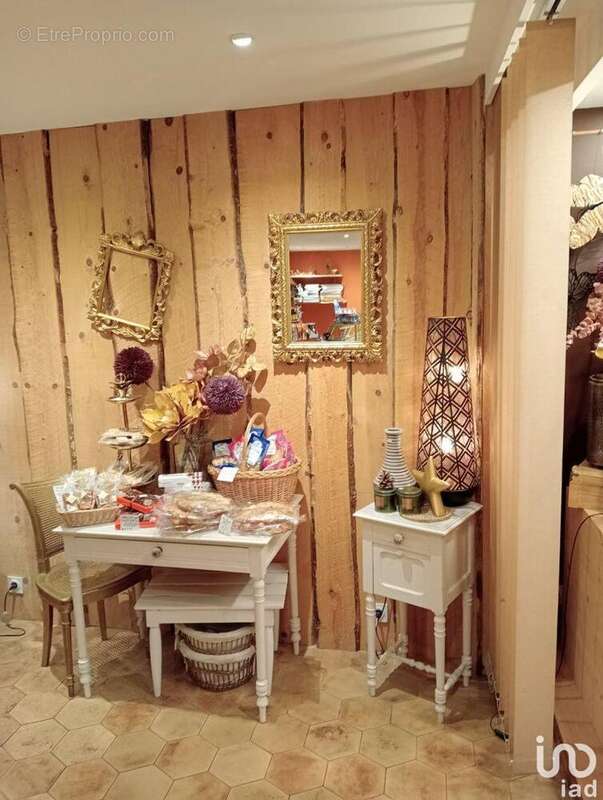 Photo 6 - Commerce à LA BOURBOULE