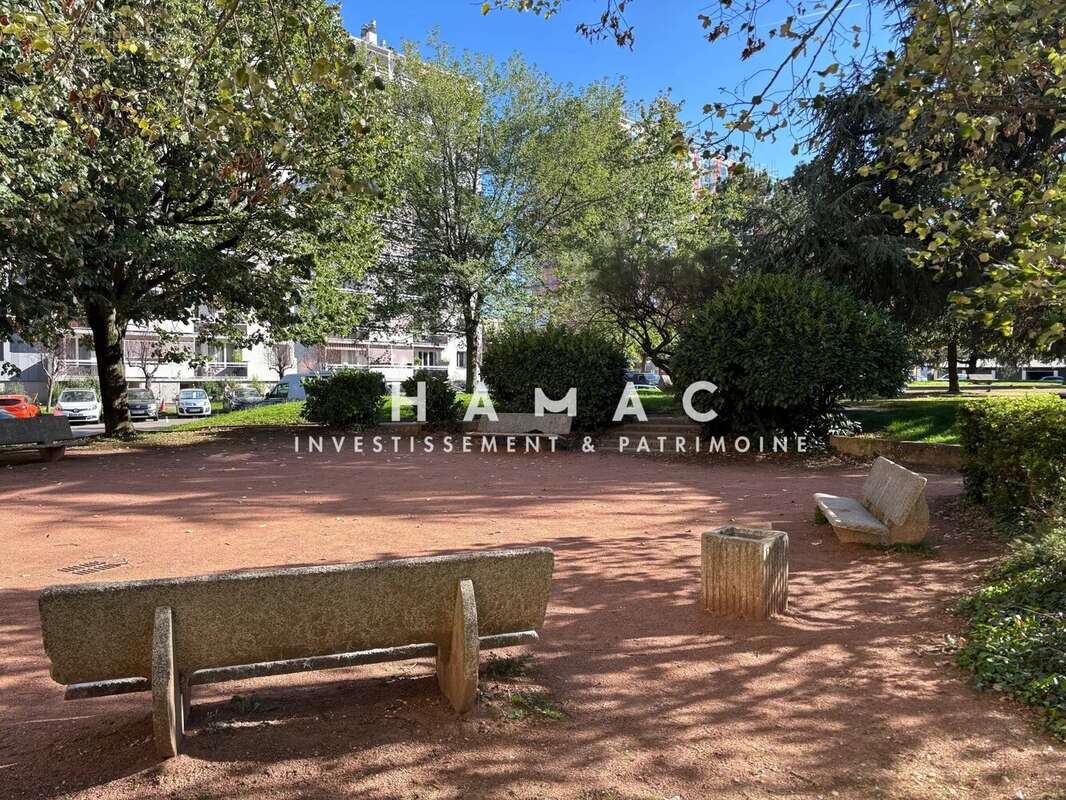 Appartement à SAINTE-FOY-LES-LYON