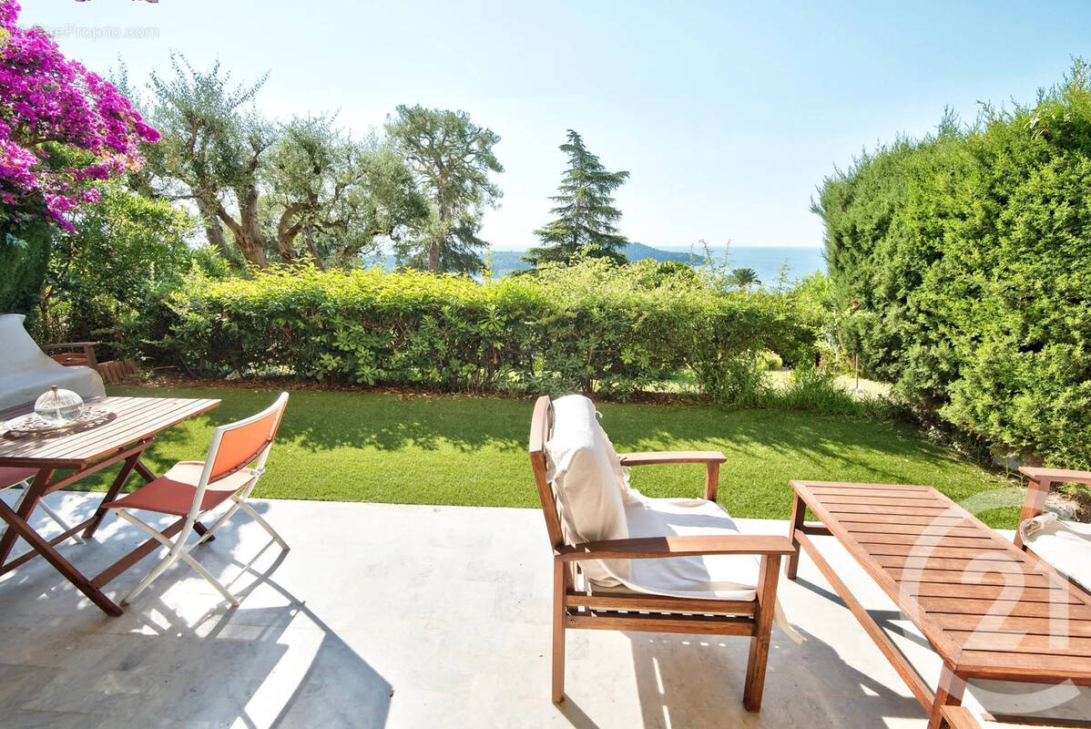 Appartement à VILLEFRANCHE-SUR-MER