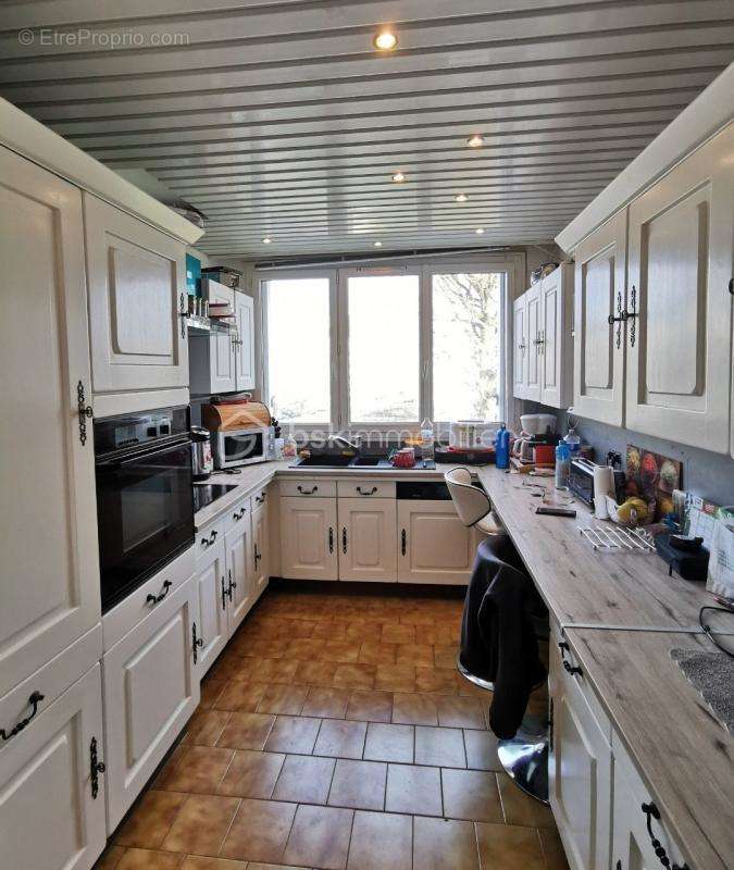 Appartement à SAINT-CYR-SUR-LOIRE