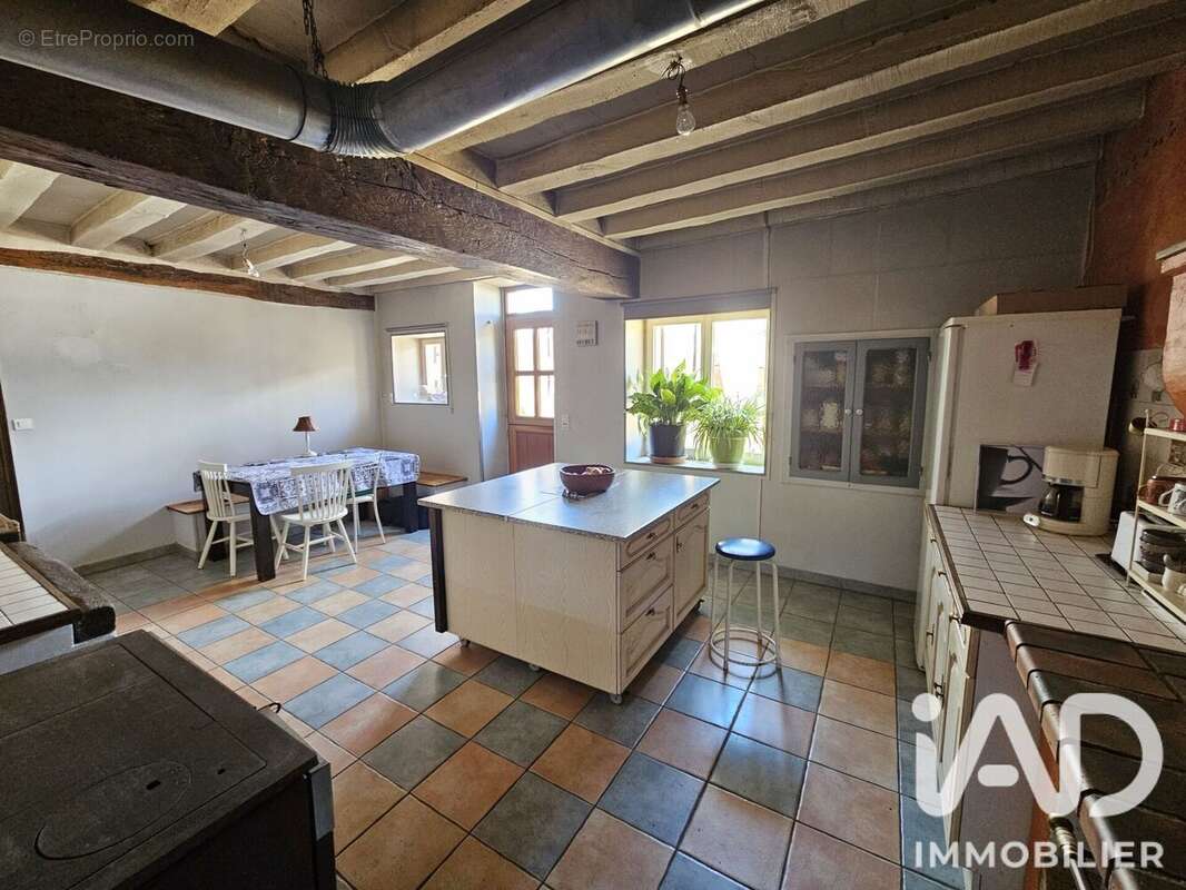 Maison 175 m² à Limoise  - photo 5