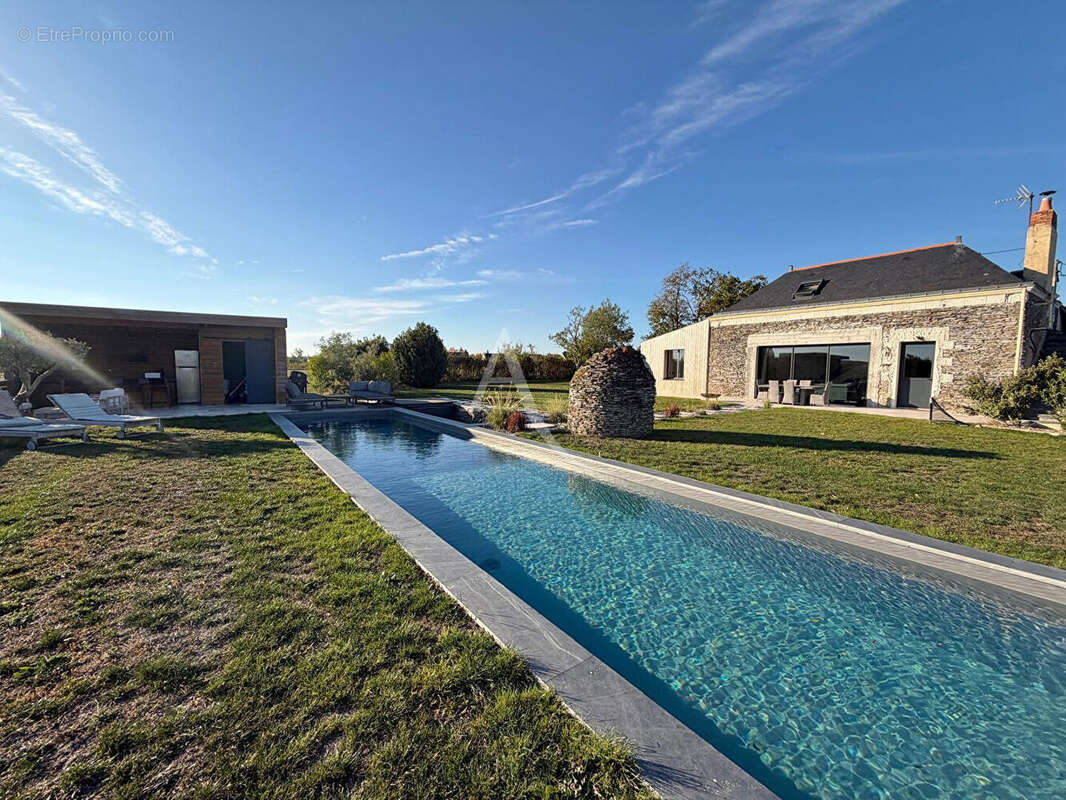 Maison à JUIGNE-SUR-LOIRE