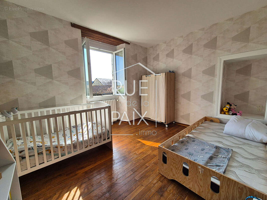Maison Ceaux En Loudun 206 m2 - photo 12