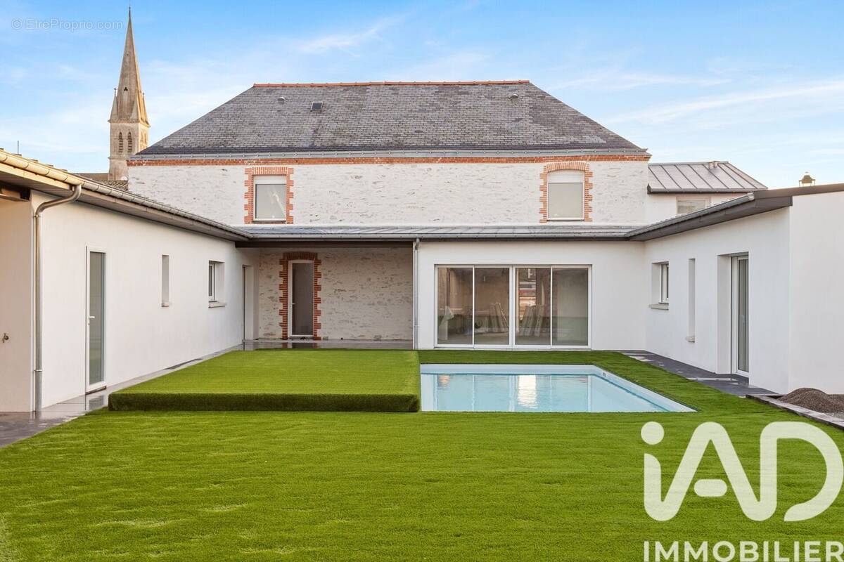 Photo 1 - Maison à CHAUVE