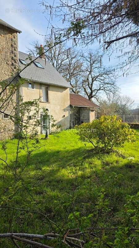 Jolie petite maison en pierre dans l'un des plus beaux coin du plateau de millevaches - photo 4