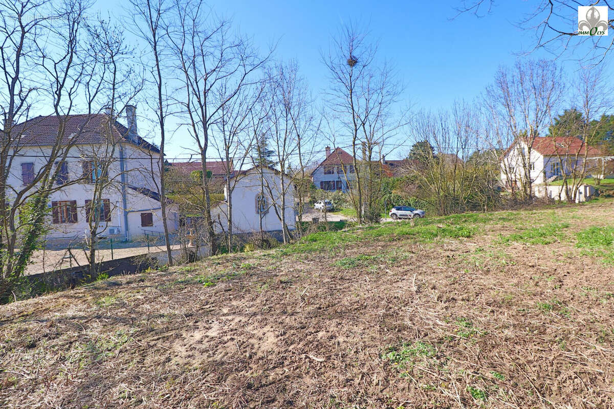 Terrain à AUVILLARS-SUR-SAONE